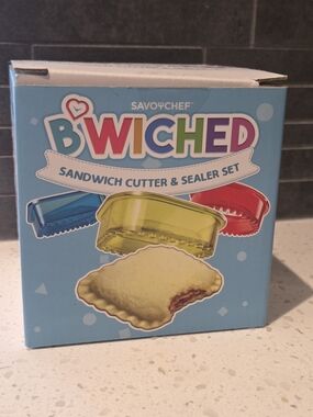 Savoychef B'Wiched Sandwich Cutter & Sealer Set In Box School Lunch Bento Pb&j